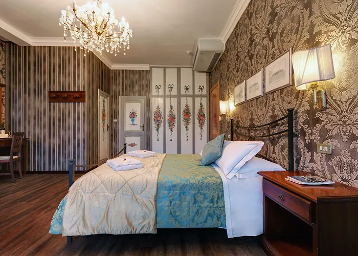 Hotel Residenza In Farnese 4*
