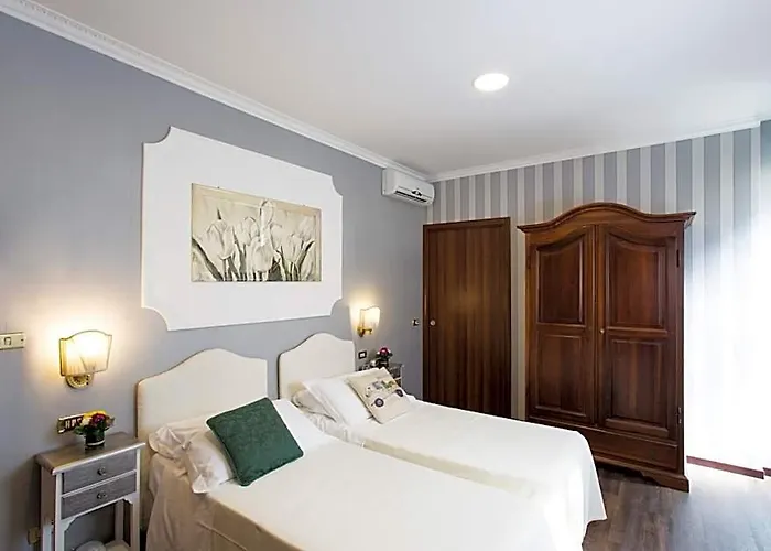 Hotel Residenza In Farnese 4*
