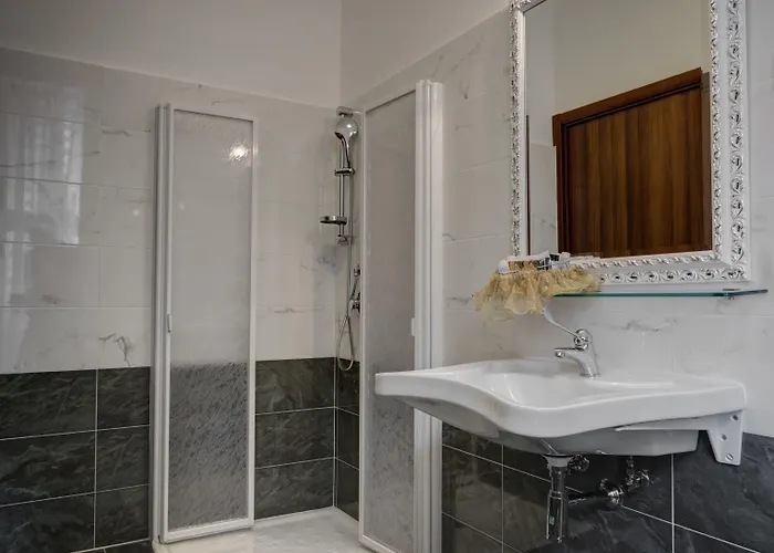 Residenza In Farnese 4*